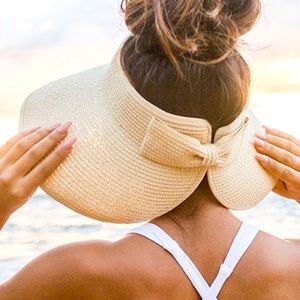 Natural Bow Sun Visor NWT